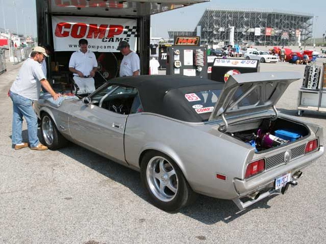 Bill Fowler's 10 second 1971 Mustang